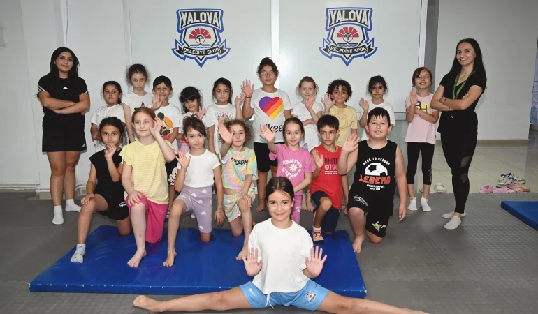 Yalova Belediyesi Cimnastik Kurslarına Yoğun İlgi: 170 Çocuk Sporla Buluşuyor 6 Yalova Belediyesi Cimnastik Kurslarına Yoğun İlgi: 170 Çocuk Sporla Buluşuyor