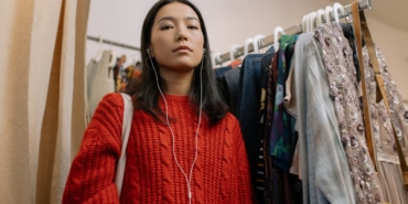 İstiklal Caddesi'nde genç kadının yaptığını gören şaştı kaldı! 7 thumb17