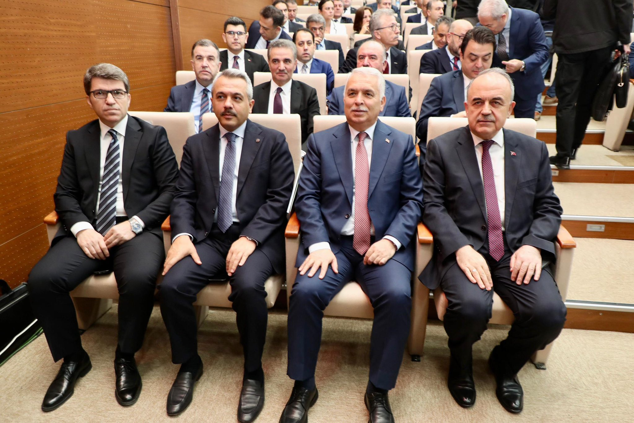 Giresun’da DOKAP Eylem Planı Toplantısı Yapıldı: Bölgesel Kalkınmaya Yeni Vizyon 6 Ordu Valisi Muammer Erol, Giresun’da DOKAP Eylem Planı Toplantısına Katıldı