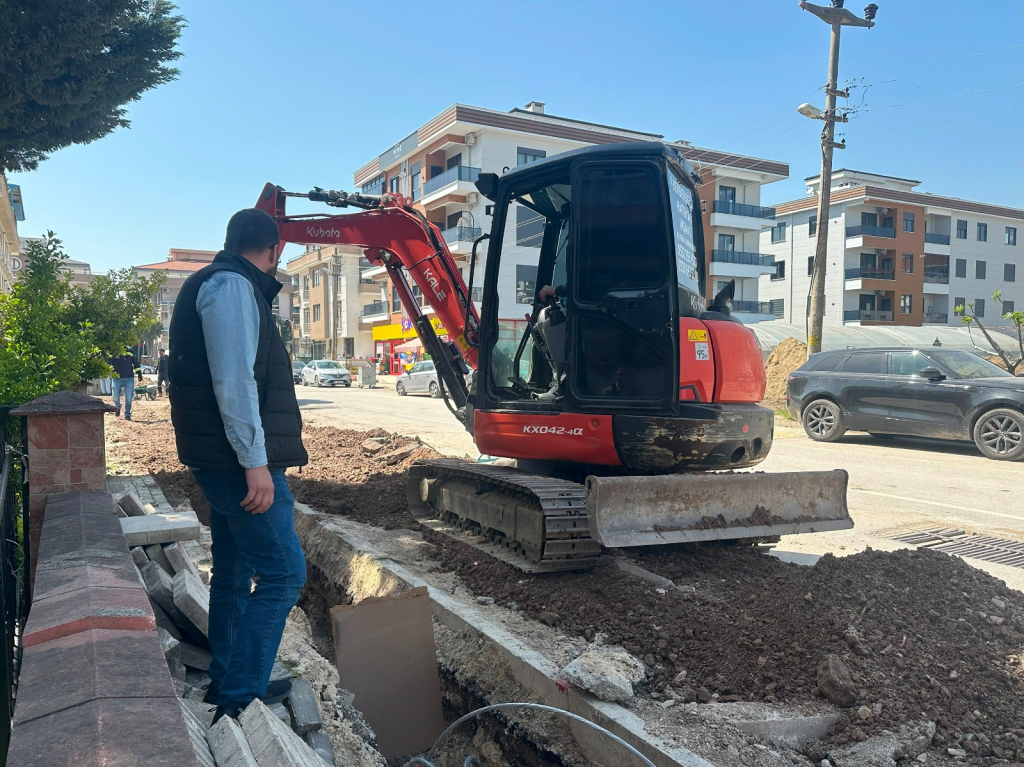 Çiftlikköy'de Barbaros Bulvarı'na Yeni Nesil Aydınlatma
