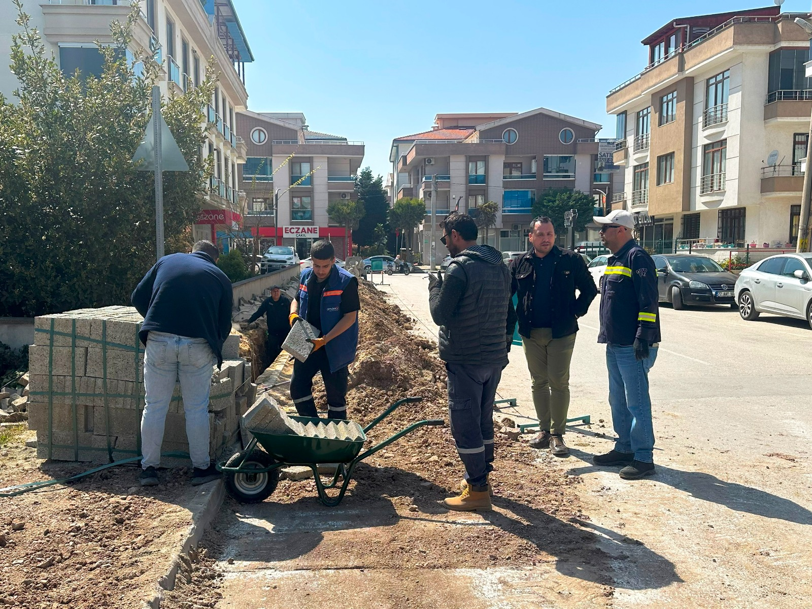 Çiftlikköy'de Barbaros Bulvarı'na Yeni Nesil Aydınlatma 7 Çiftlikköy'de Barbaros Bulvarı'na Yeni Nesil Aydınlatma