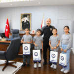 23 Nisan Coşkusu Yalova'da Makam Ziyaretleriyle Taçlandı 4 23 Nisan Coşkusu Yalova'da Makam Ziyaretleriyle Taçlandı