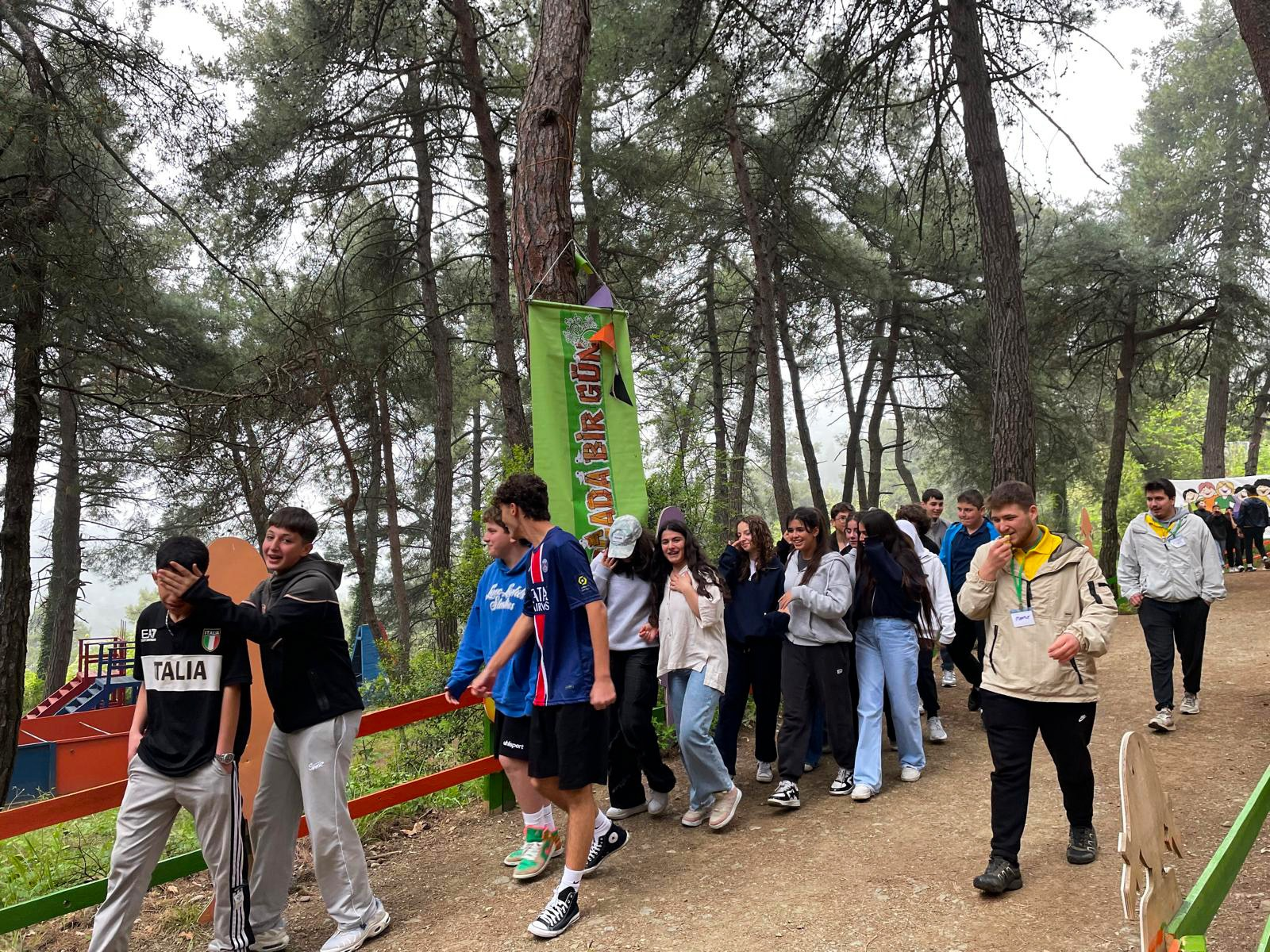 Çiftlikköy Belediyesi’nden LGS Öğrencilerine Moral Dopingi 4 Çiftlikköy Belediyesi’nden LGS Öğrencilerine Moral Dopingi