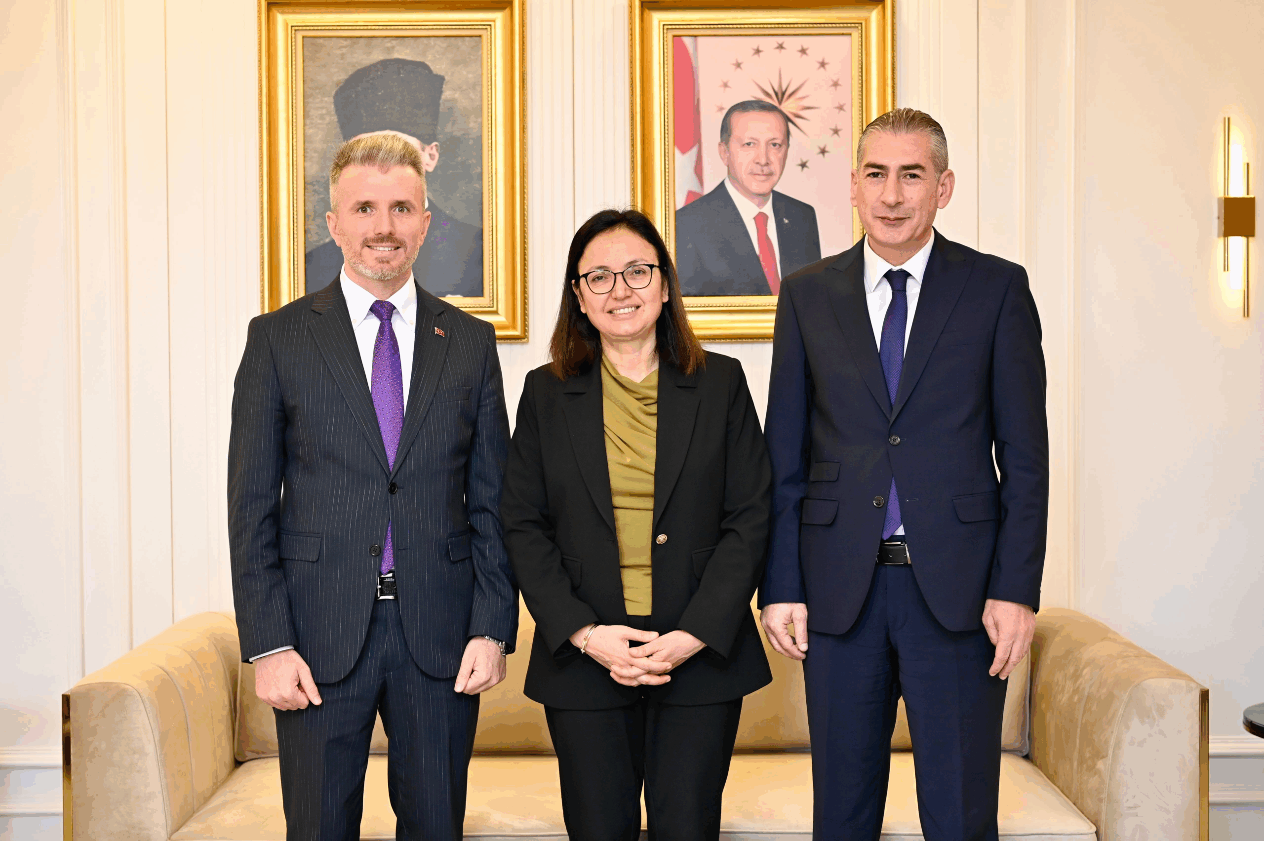 Yalova’da Arıcılık Projesine 665 Bin TL Hibe Desteği 4 Yalova’da Arıcılık Projesine 665 Bin TL Hibe Desteği