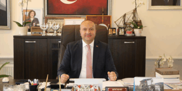 Avni Kurt “Emeğin ve Alın Teriyle Yaşama Tutunan Herkese Minnettarız” 40 Avni Kurt “Emeğin ve Alın Teriyle Yaşama Tutunan Herkese Minnettarız”