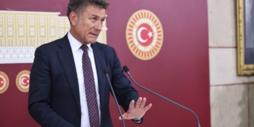 Kurtulmuş’un Açıklamalarına CHP’den Tepki: “Toplumu İnanç Üzerinden Bölmek Kabul Edilemez” 6 Kurtulmuş’un Açıklamalarına CHP’den Tepki: “Toplumu İnanç Üzerinden Bölmek Kabul Edilemez”