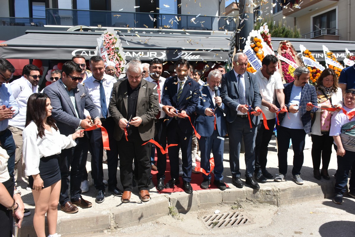 Kahvaltıda Yeni Bir Dönem: Altın Hamur Plus Yalova’da Hizmete Girdi 5 Kahvaltıda Yeni Bir Dönem: Altın Hamur Plus Yalova’da Hizmete Girdi