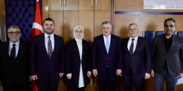 Yalova Milletvekili Meliha Akyol'dan Gençlik ve Spor Bakanı Osman Aşkın Bak’a Ziyaret 40 Yalova Milletvekili Meliha Akyol'dan Gençlik ve Spor Bakanı Osman Aşkın Bak’a Ziyaret