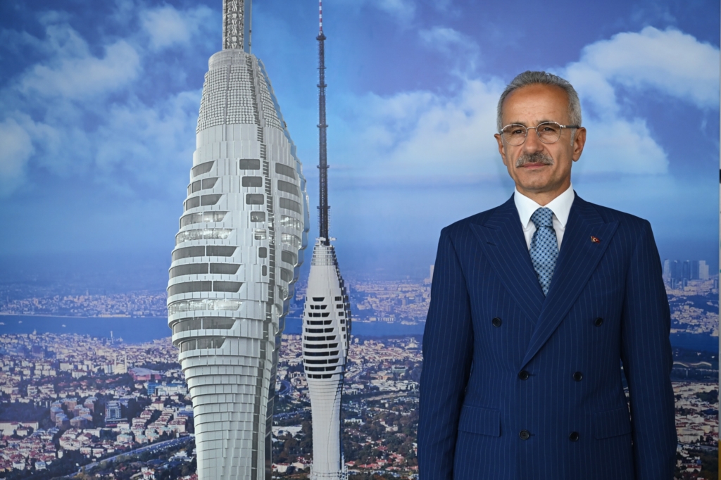 Çamlıca Kulesi 4 Yılda 2,3 Milyon Ziyaretçiyi Ağırladı