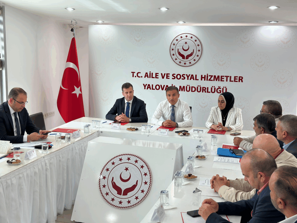 ROMAN VATANDAŞLARIN SORUNLARI MASAYA YATIRILDI
