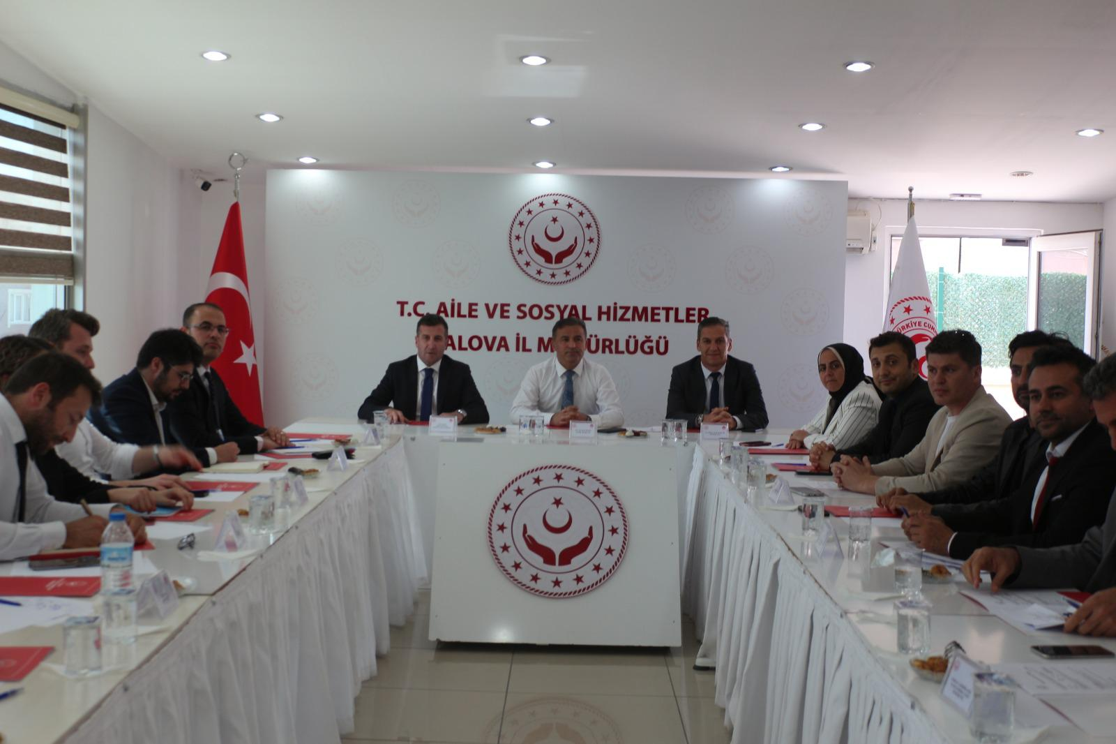 ROMAN VATANDAŞLARIN SORUNLARI MASAYA YATIRILDI 1 ROMAN VATANDAŞLARIN SORUNLARI MASAYA YATIRILDI