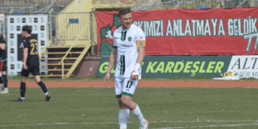 Alperen Topçular Gol Krallığını Elde Etti: 27 Maçta 20 Golle Tarihe Geçti 3 Alperen Topçular Gol Krallığını Elde Etti: 27 Maçta 20 Golle Tarihe Geçti