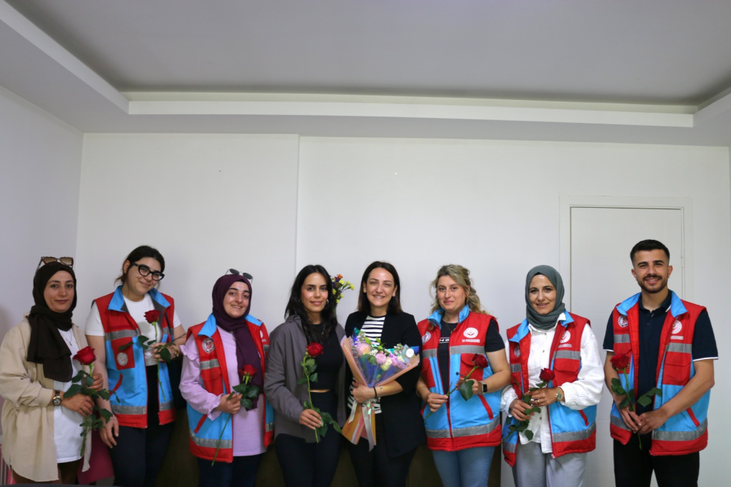 Yalova SYDV'den Anlamlı Anneler Günü Kutlaması