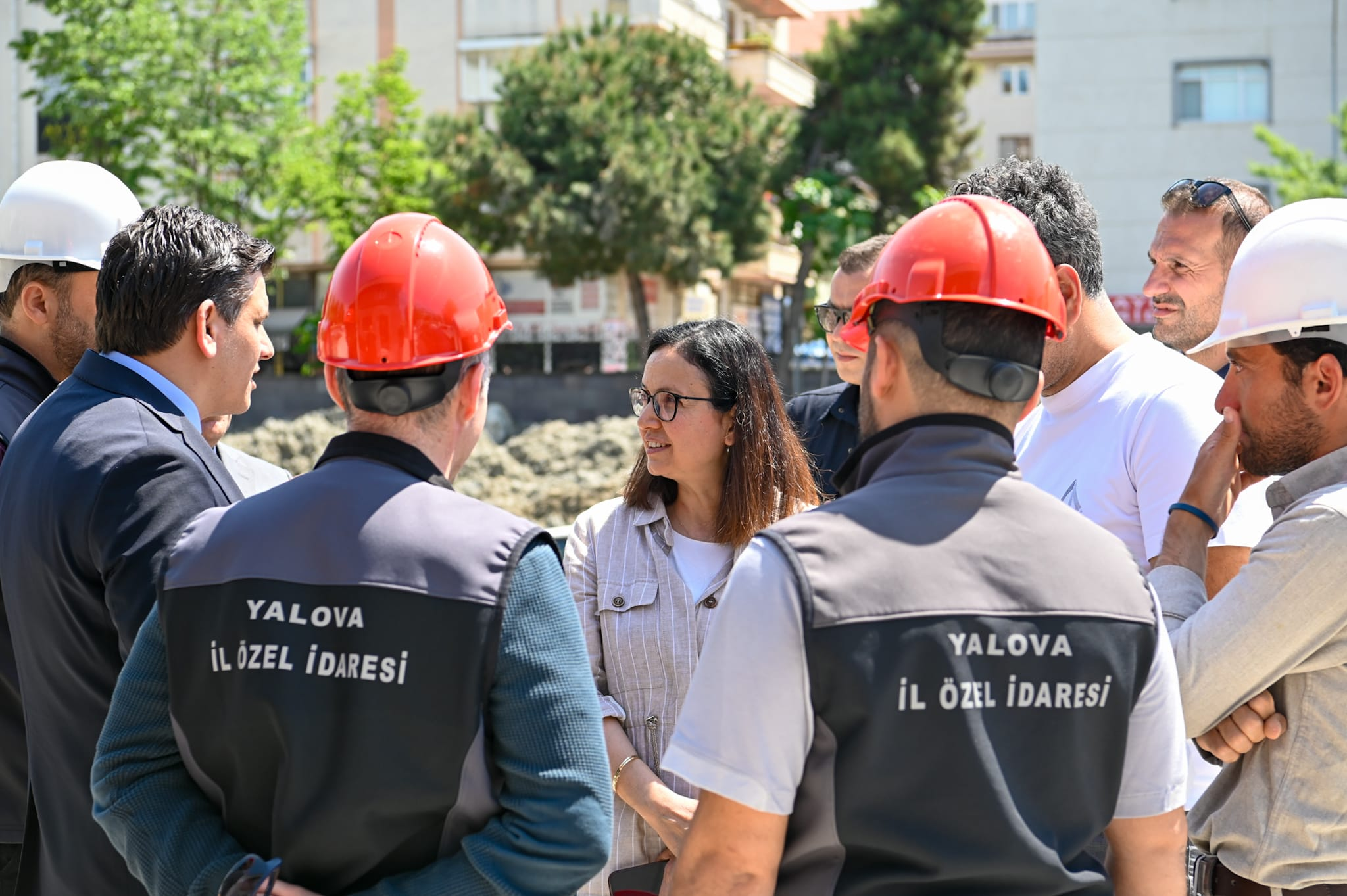 Yalova Valilik Binası Şantiyesinde İnceleme 5 Yalova Valilik Binası Şantiyesinde İnceleme