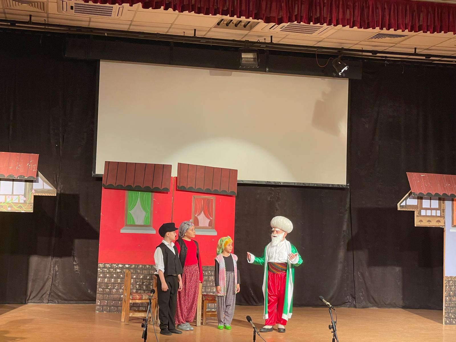 Gülkent İlkokulu, Nasreddin Hoca Fıkra Canlandırma Yarışması’nda Yalova’yı Temsil Edecek 4 Gülkent İlkokulu, Nasreddin Hoca Fıkra Canlandırma Yarışması’nda Yalova’yı Temsil Edecek