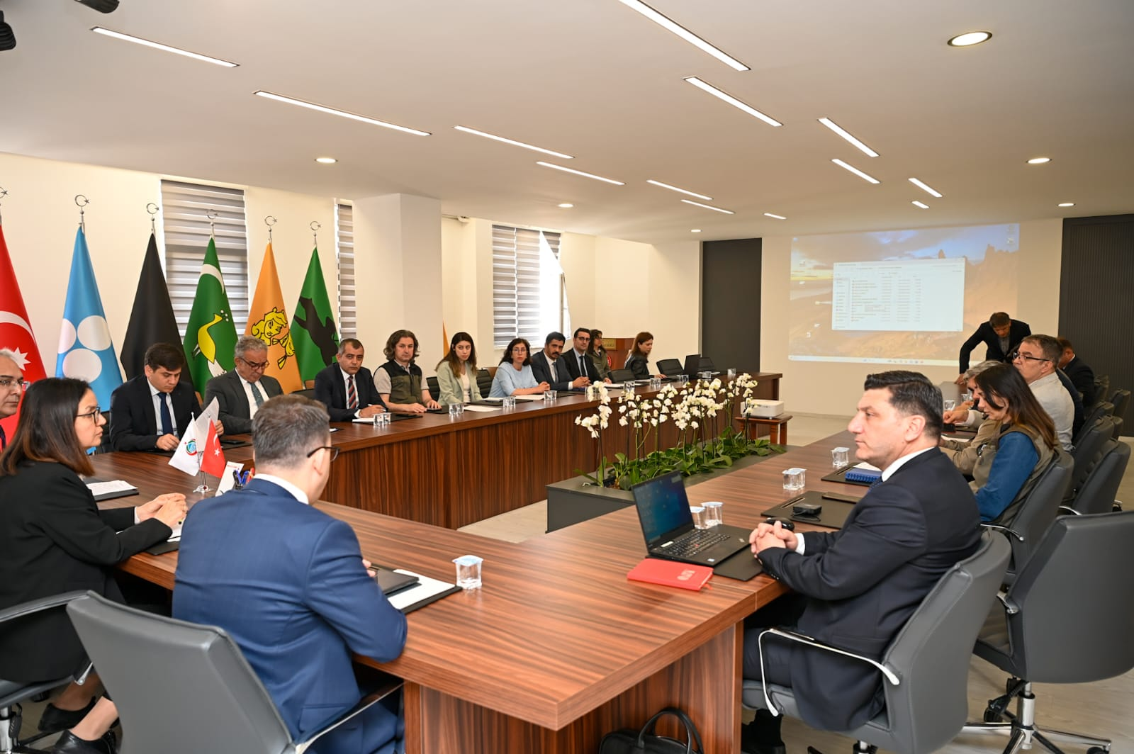 Yalova’da 2025 Yılı İl Su Kurulu Toplantısı Gerçekleştirildi: Sürdürülebilir Su Yönetimi İçin Önemli Kararlar Alındı 6 Yalova’da 2025 Yılı İl Su Kurulu Toplantısı Gerçekleştirildi: Sürdürülebilir Su Yönetimi İçin Önemli Kararlar Alındı