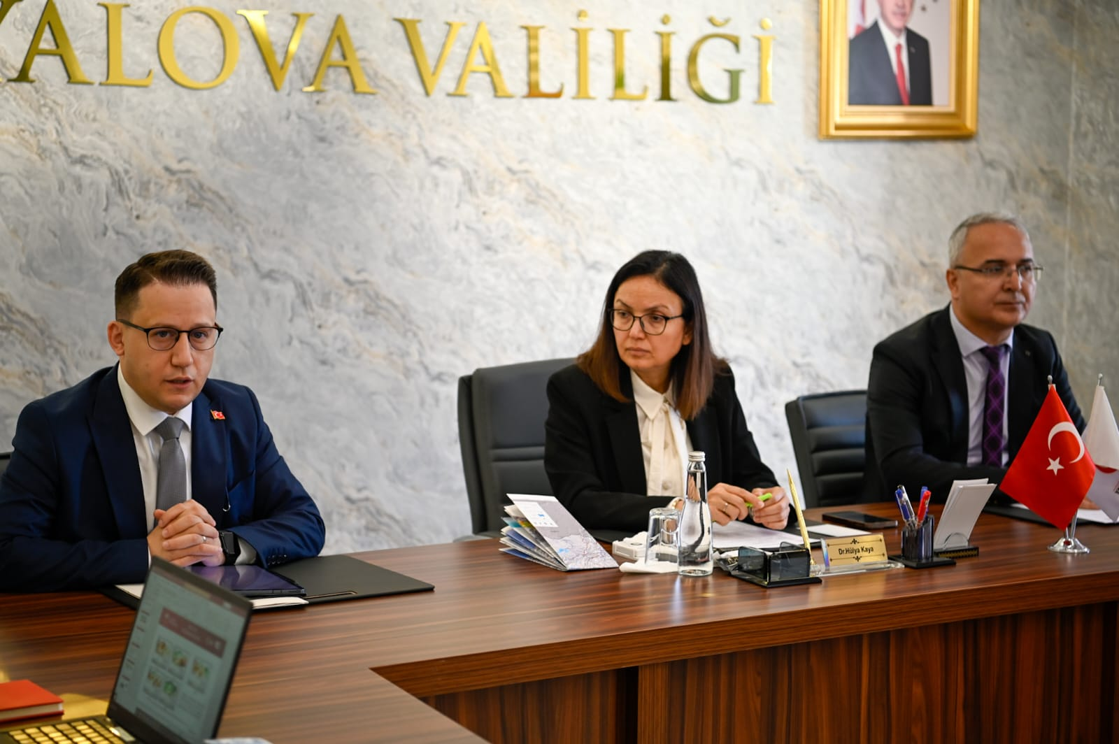 Yalova’da 2025 Yılı İl Su Kurulu Toplantısı Gerçekleştirildi: Sürdürülebilir Su Yönetimi İçin Önemli Kararlar Alındı 7 Yalova’da 2025 Yılı İl Su Kurulu Toplantısı Gerçekleştirildi: Sürdürülebilir Su Yönetimi İçin Önemli Kararlar Alındı