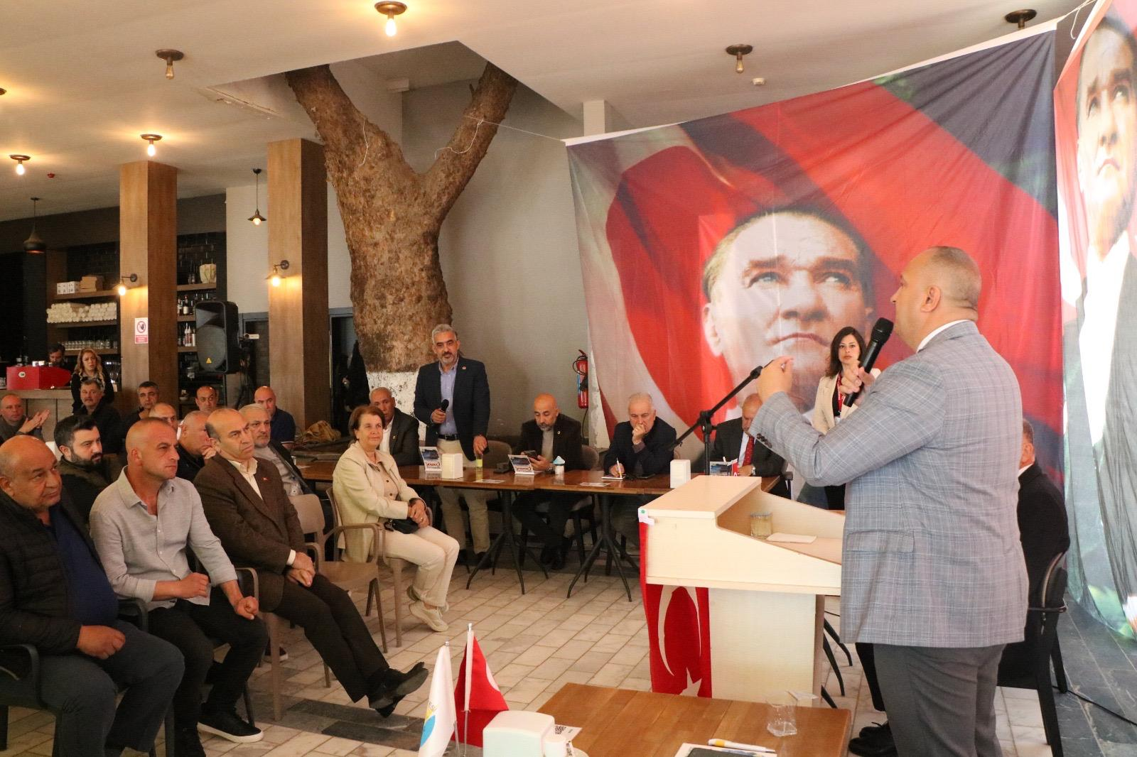 BAŞKAN KURT, ESNAFLA SEZON ÖNCESİ BİR ARAYA GELDİ 4 BAŞKAN KURT, ESNAFLA SEZON ÖNCESİ BİR ARAYA GELDİ