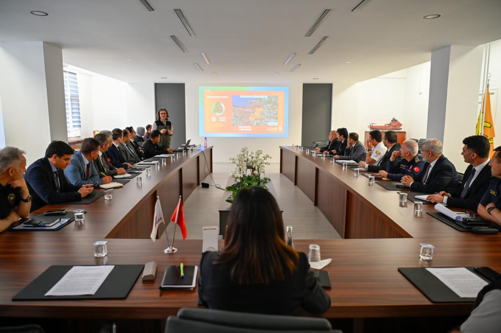 ORMANLARI KORUMAK İÇİN YENİ TEDBİRLER YÜRÜRLÜKTE: YALOVA'DA ORMAN YANGINLARINA KARŞI SEFERBERLİK