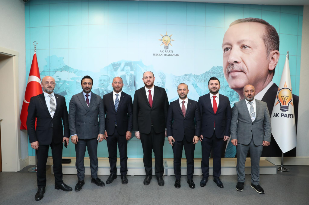AK Parti Yalova Teşkilatı’ndan Ankara Çıkarması: Büyükgümüş ile Yatırımlar ve Teşkilat Çalışmaları Masaya Yatırıldı
