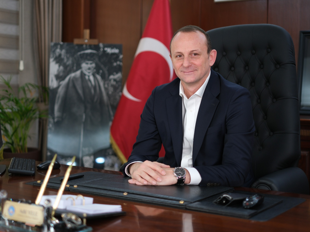Başkan Adil Yele’den Çiftlikköy’e Çifte Müjde: “El Ele Kart” ve “Halk Ekmek” Hayata Geçiyor