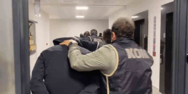 Yalova Merkezli Dev Operasyon: 8 Şirketi Ele Geçiren Suç Örgütü Çökertildi 45 Yalova Merkezli Dev Operasyon: 8 Şirketi Ele Geçiren Suç Örgütü Çökertildi