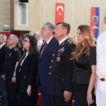 Yalova Üniversitesi’nde Tiyatro ve Savunma Sanayi Buluştu: Öğrencilere Hem Duygusal Hem Teknolojik Eğitim 9 Yalova Üniversitesi’nde Tiyatro ve Savunma Sanayi Buluştu: Öğrencilere Hem Duygusal Hem Teknolojik Eğitim