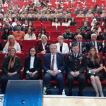 Yalova Üniversitesi’nde Tiyatro ve Savunma Sanayi Buluştu: Öğrencilere Hem Duygusal Hem Teknolojik Eğitim 12 Yalova Üniversitesi’nde Tiyatro ve Savunma Sanayi Buluştu: Öğrencilere Hem Duygusal Hem Teknolojik Eğitim