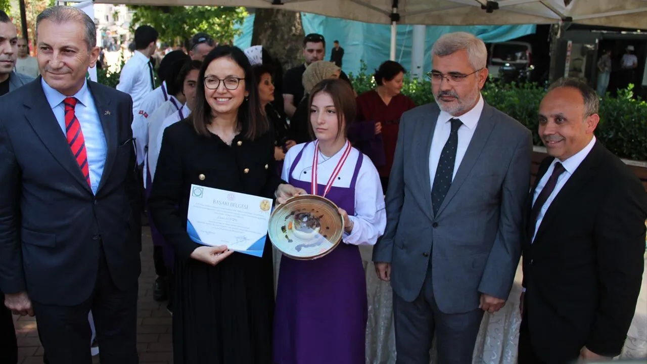 Türk Mutfağı Haftası Yalova’da Renkli Etkinliklerle Başladı 5 Türk Mutfağı Haftası Yalova’da Renkli Etkinliklerle Başladı