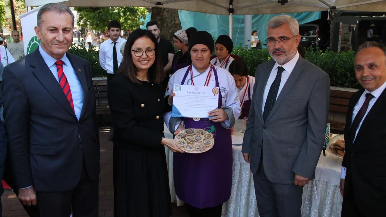 Türk Mutfağı Haftası Yalova’da Renkli Etkinliklerle Başladı 8 Türk Mutfağı Haftası Yalova’da Renkli Etkinliklerle Başladı