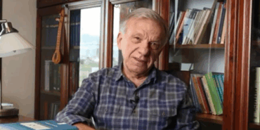 Eski Belediye Başkanı Yakup Koçal’dan Dikkat Çeken Kitap: “Kapitalizmin Kıyısında Bir Şehrin Hikâyesi” 5 Eski Belediye Başkanı Yakup Koçal’dan Dikkat Çeken Kitap: “Kapitalizmin Kıyısında Bir Şehrin Hikâyesi”