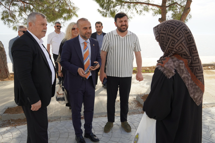 AK Parti Yalova İl Başkanı Umut Güçlü, Armutlu’da Yatırımları Yerinde İnceledi 6 AK Parti Yalova İl Başkanı Umut Güçlü, Armutlu’da Yatırımları Yerinde İnceledi