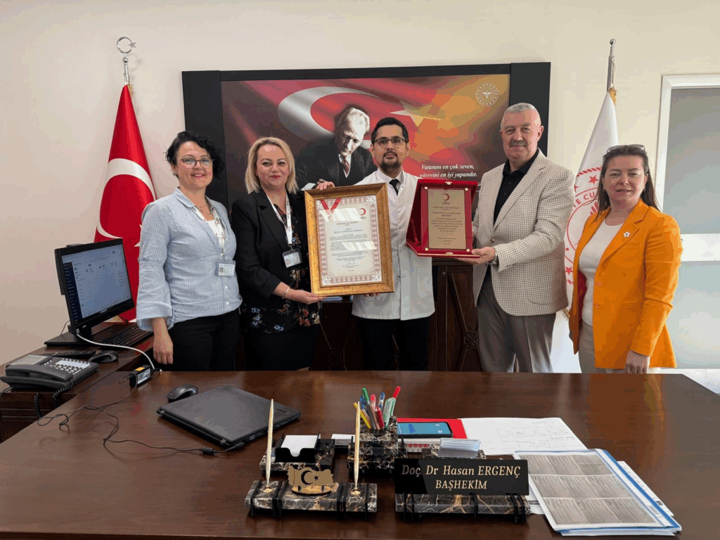 Yalova EAH'ye Türk Kızılayı’ndan Bronz Madalya Ödülü