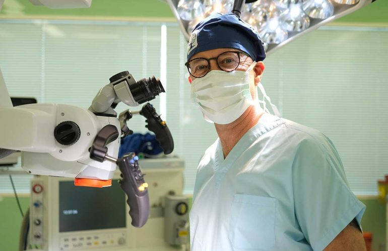 Türkiye’nin Sayılı Beyin ve Sinir Cerrahlarından Op. Dr. E. Onur Kulaksızoğlu, 25 Yılı Aşan Tecrübesiyle Dikkat Çekiyor 5 Türkiye’nin Sayılı Beyin ve Sinir Cerrahlarından Op. Dr. E. Onur Kulaksızoğlu, 25 Yılı Aşan Tecrübesiyle Dikkat Çekiyor
