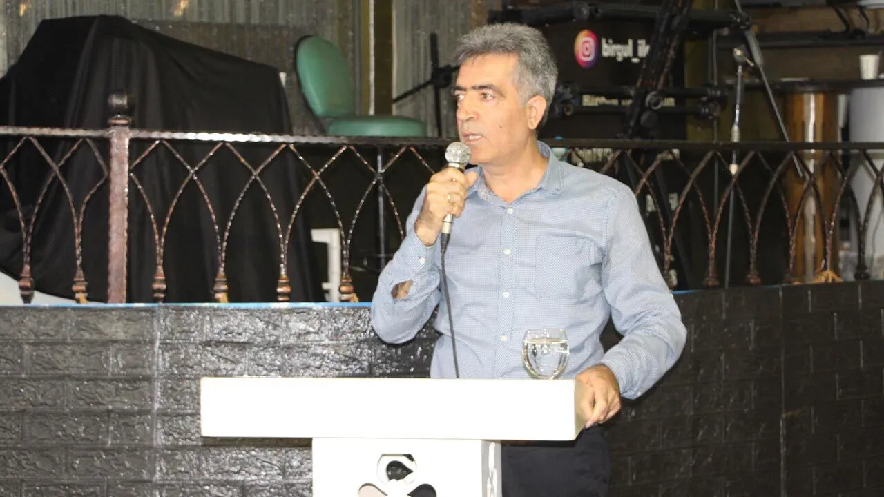 Eğitimde ve Sporda Örnek Okul: Halil İnalcık Anadolu Lisesi 4 Eğitimde ve Sporda Örnek Okul: Halil İnalcık Anadolu Lisesi
