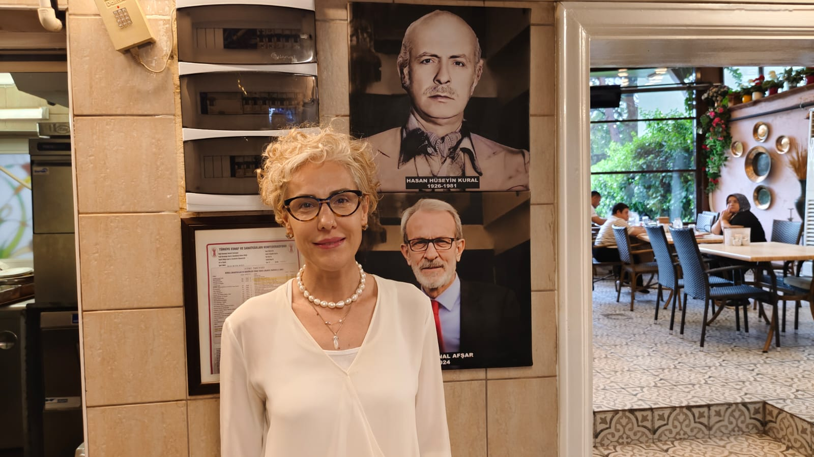 BURSA’NIN ASIRLIK LEZZETİ: 1956'DAN GÜNÜMÜZE UZANAN BİR KEBAP HİKAYESİ 4 BURSA’NIN ASIRLIK LEZZETİ: 1956'DAN GÜNÜMÜZE UZANAN BİR KEBAP HİKAYESİ