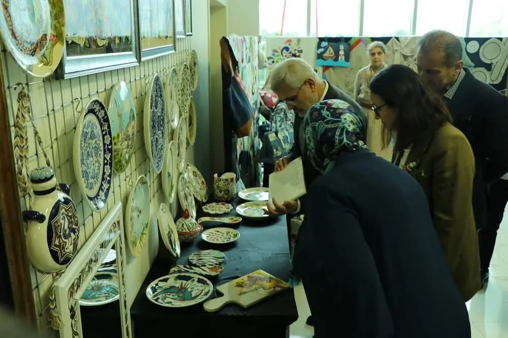 Yalova Halk Eğitim Merkezi’nden Yıl Sonu Sergisi: El Emeği Göz Kamaştırdı 5 Yalova Halk Eğitim Merkezi’nden Yıl Sonu Sergisi: El Emeği Göz Kamaştırdı