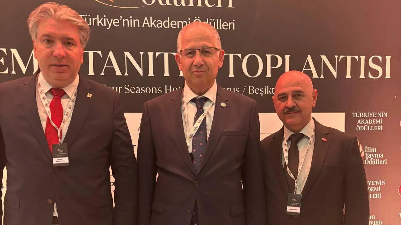 Yalova Üniversitesi Rektörü Prof. Dr. Mehmet Bahçekapılı, İlim Yayma Cemiyeti’nin Akademik Tanıtım Toplantısına Katıldı 5 Yalova Üniversitesi Rektörü Prof. Dr. Mehmet Bahçekapılı, İlim Yayma Cemiyeti’nin Akademik Tanıtım Toplantısına Katıldı