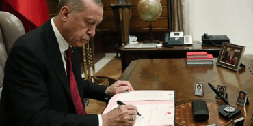Cumhurbaşkanı Erdoğan'ın İmzasıyla Atama Kararları Resmi Gazete'de Yayımlandı 44 TUNCELİ VE BİLECİK VALİLERİ DEĞİŞTİ – YENİ ATAMALAR RESMİ GAZETE’DE