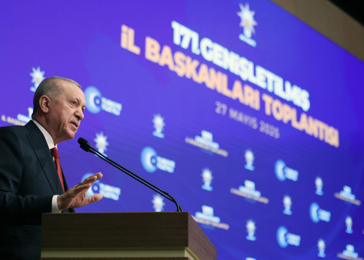 AK Parti Yalova Heyeti, 171. Genişletilmiş İl Başkanları Toplantısı'na Katıldı 5 AK Parti Yalova Heyeti, 171. Genişletilmiş İl Başkanları Toplantısı'na Katıldı