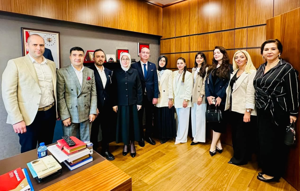 AK Parti Yalova Milletvekili Meliha Akyol, Yeşilay Yalova Şubesi Heyetini TBMM’de Ağırladı