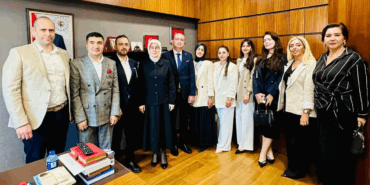 AK Parti Yalova Milletvekili Meliha Akyol, Yeşilay Yalova Şubesi Heyetini TBMM’de Ağırladı 3 AK Parti Yalova Milletvekili Meliha Akyol, Yeşilay Yalova Şubesi Heyetini TBMM’de Ağırladı