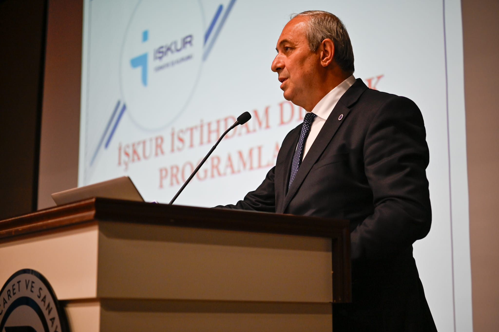 Yalova’da İnsan Kaynakları Platformu Toplantısı Gerçekleştirildi 4 Yalova’da İnsan Kaynakları Platformu Toplantısı Gerçekleştirildi