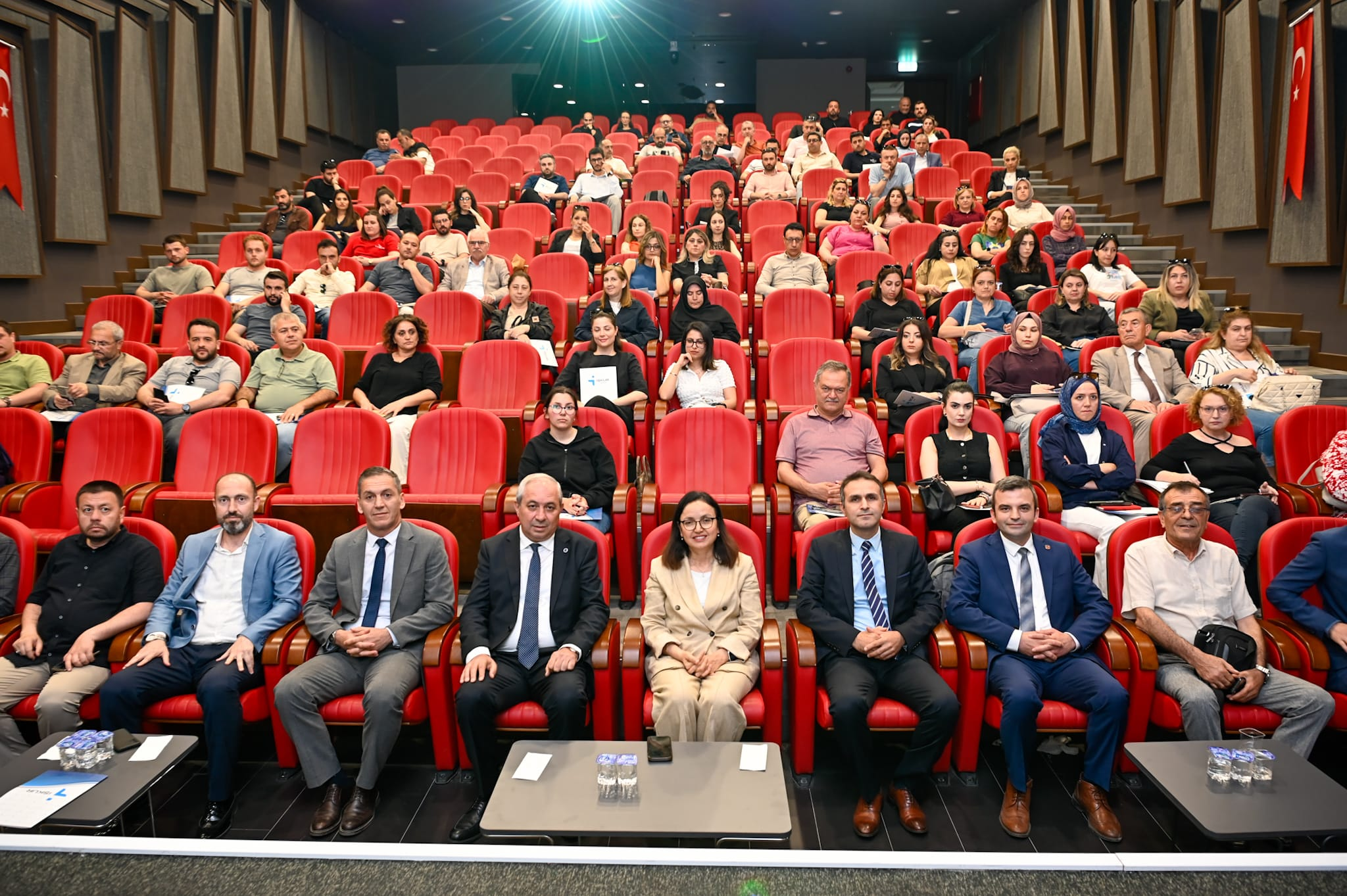 Yalova’da İnsan Kaynakları Platformu Toplantısı Gerçekleştirildi 6 Yalova’da İnsan Kaynakları Platformu Toplantısı Gerçekleştirildi