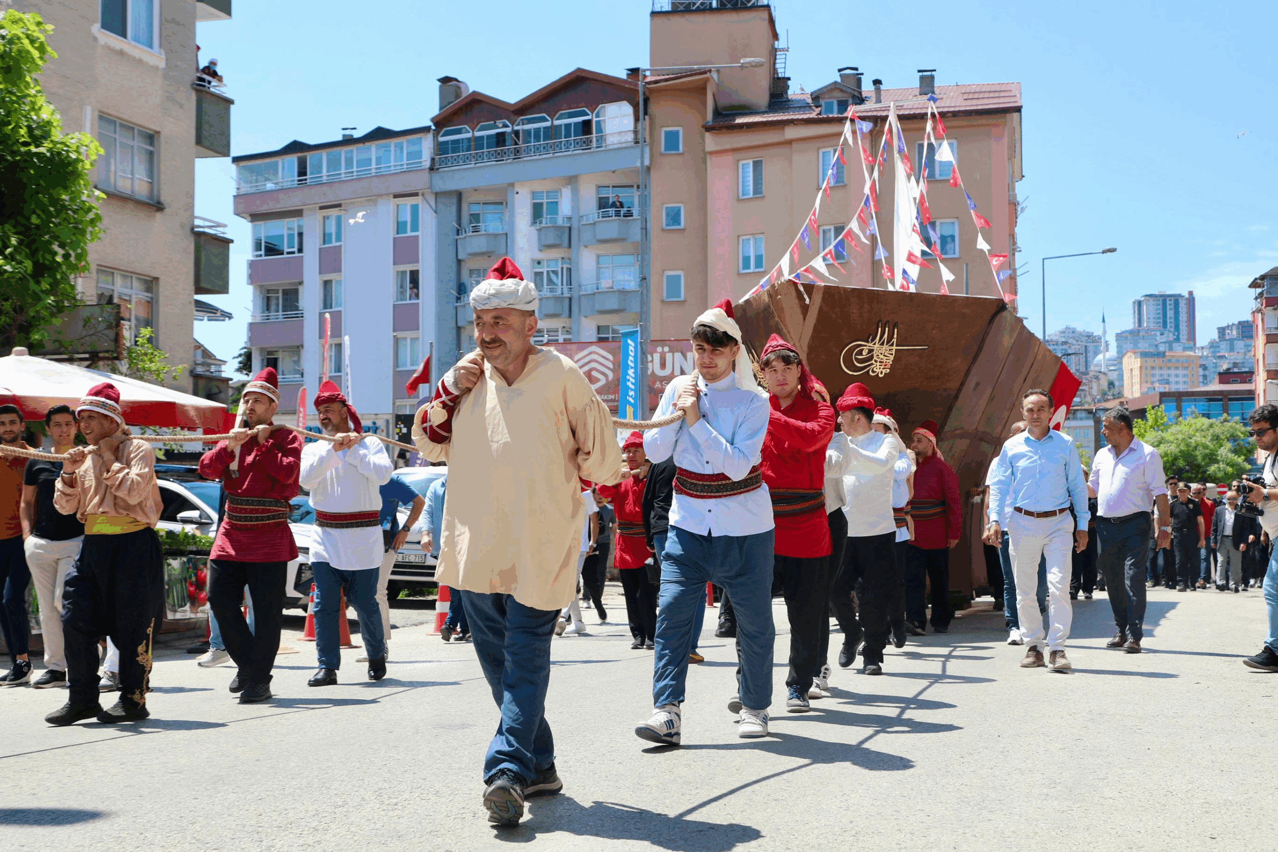 İstanbul’un Fethinin 572. Yılı Ordu’da Coşku ile Kutlandı 5 İstanbul’un Fethinin 572. Yılı Ordu’da Coşku ile Kutlandı