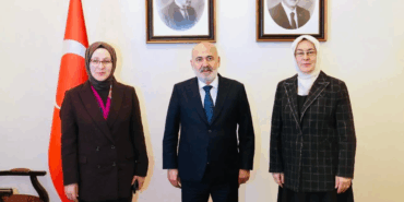 Yalova Milletvekili Meliha Akyol’dan İçişleri Bakan Yardımcısı Mehmet Sağlam’a Ziyaret 1 Yalova Milletvekili Meliha Akyol’dan İçişleri Bakan Yardımcısı Mehmet Sağlam’a Ziyaret