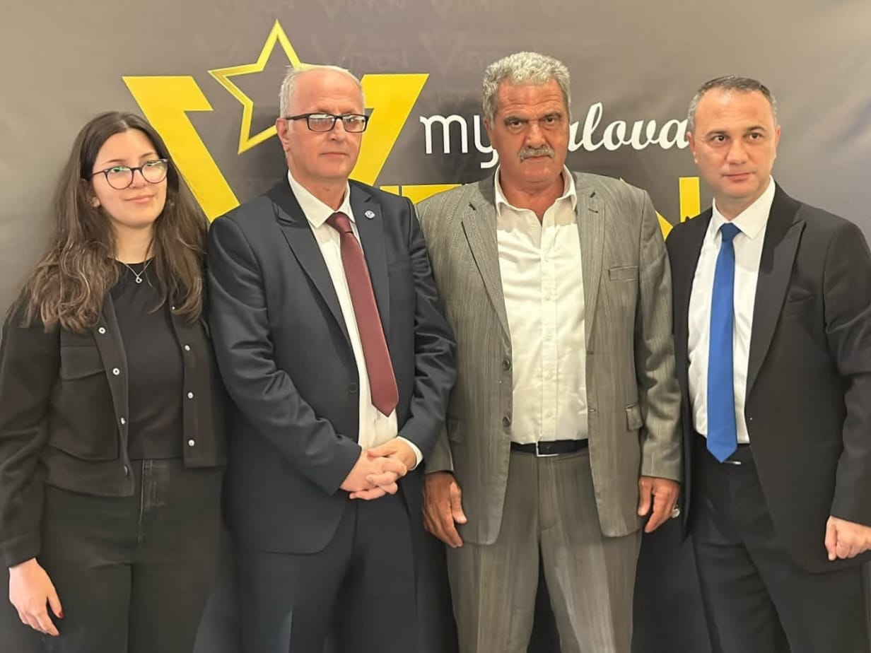 Teşvikiye Belediye Başkanı Mustafa Nurten'e "Yılın Başkanı" Ödülü 8 Teşvikiye Belediye Başkanı Mustafa Nurten'e "Yılın Başkanı" Ödülü