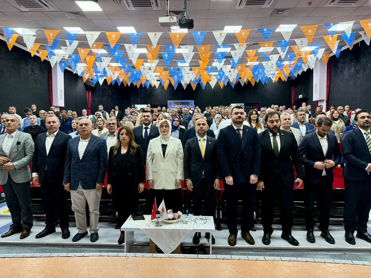 AK Parti Yalova Danışma Meclisi Toplantısı Gerçekleştirildi 5 AK Parti Yalova Danışma Meclisi Toplantısı Gerçekleştirildi