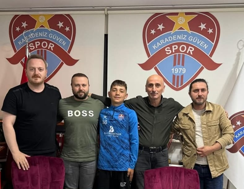 Genç Sporcu Osman Kukarazov, Türkiye Şampiyonası'na Katılmaya Hak Kazandı 4 Genç Sporcu Osman Kukarazov, Türkiye Şampiyonası'na Katılmaya Hak Kazandı