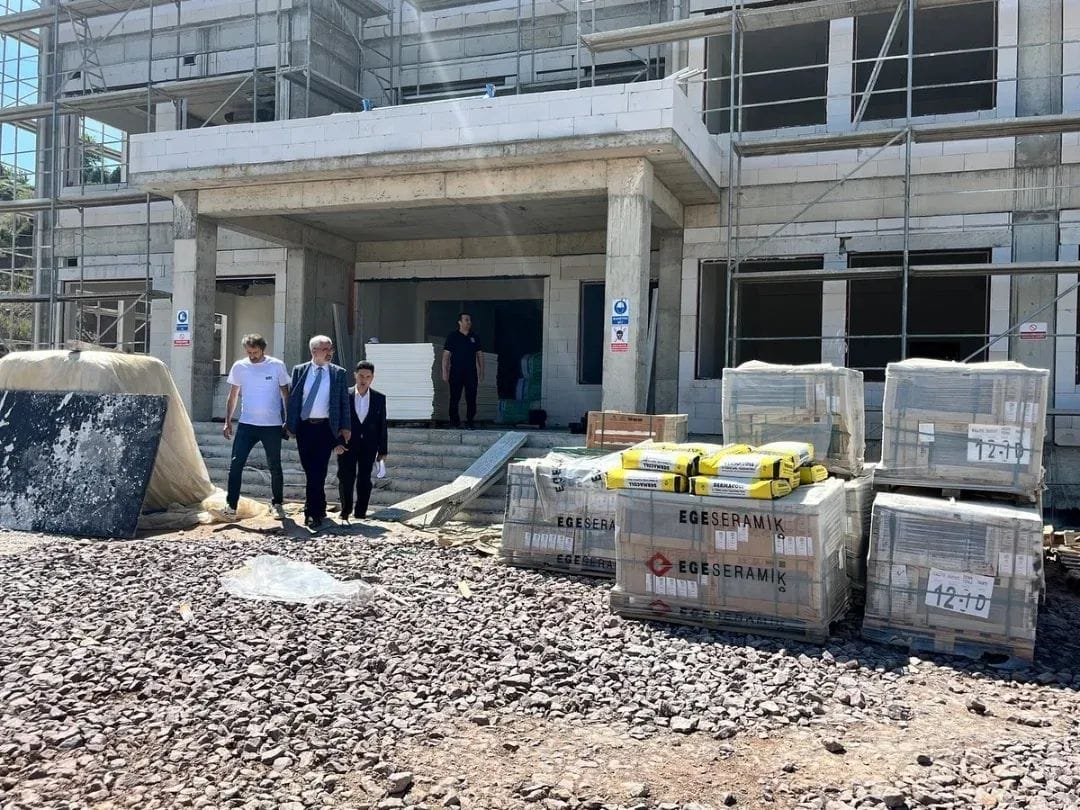 Yalova’da Eğitim Yatırımları Hız Kesmiyor: Yeni Okul Binaları Yerinde Denetlendi 5 Yalova’da Eğitim Yatırımları Hız Kesmiyor: Yeni Okul Binaları Yerinde Denetlendi